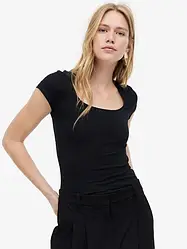 Жіноча чорна футболка бавовняна