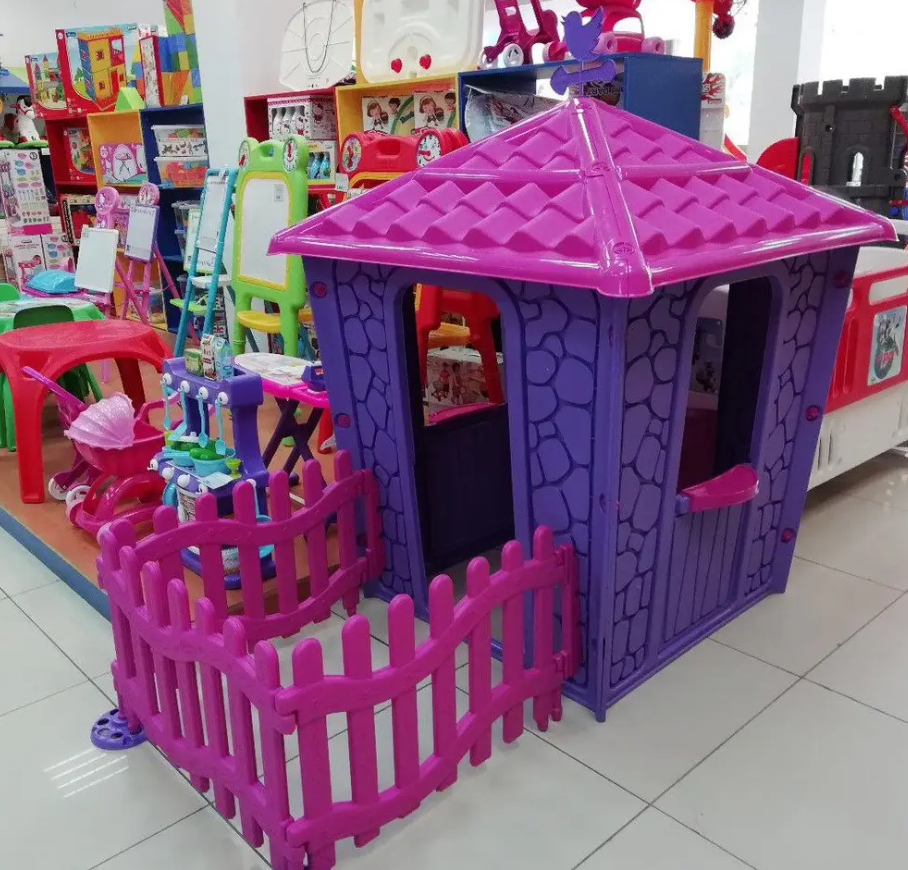 Розвивальний ігровий комплекс для дітей Pilsan, Пластиковий будиночок із огорожою Серенево-ліловий