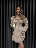 Бежевое женское легкое романтичное короткое воздушное платье из муслина с рюшами