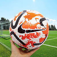 Крутой Футбольный мяч Nike Premier League Flight белый с оранжевым наемом для игры в большой футбол. Advert