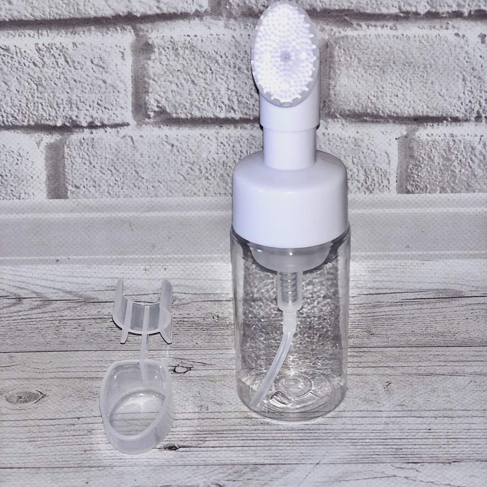 Флакон з піноутворювачем та силіконовою щіточкою 761-6 (120 мл)