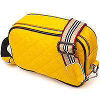 Прямоугольная женская сумка кросс боди из натуральной кожи Vintage Желтая Adore Прямокутна жіноча сумка крос