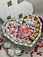 Подарочный бокс сладостей подарочная коробка ко дню Святого Валентина Adore Подарунковий бокс солодощів
