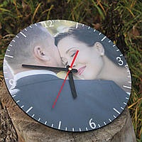 Настенные часы с гравировкой Часы 08 с Вашими фото / УФ печать Denwer P Настінний годинник з гравіюванням