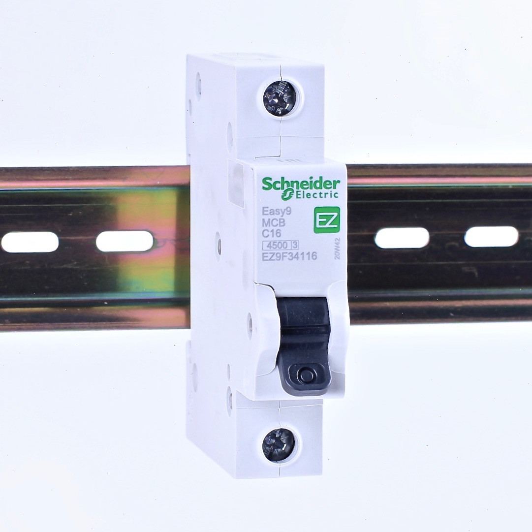 Автоматичний вимикач 1p C 16A, Schneider Electric, Easy9, EZ9F34116