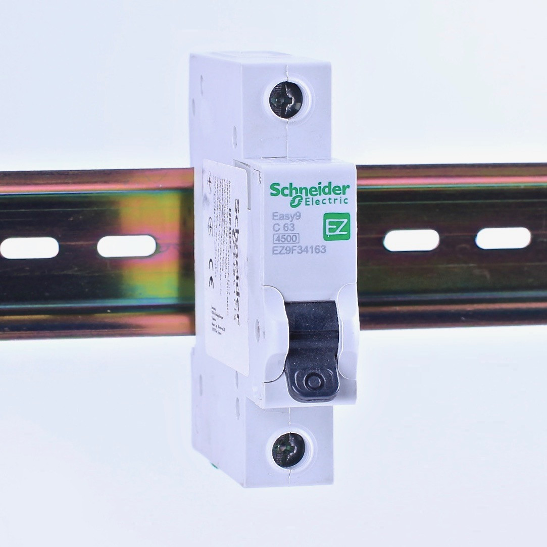 Автоматичний вимикач 1p C 63A, Schneider Electric, Easy9, EZ9F34163