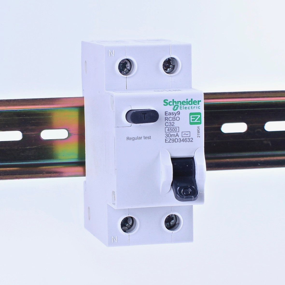 Диференційний автоматичний вимикач 1p+N C 32A, 30mA, Schneider Electric, Easy9, EZ9D34632