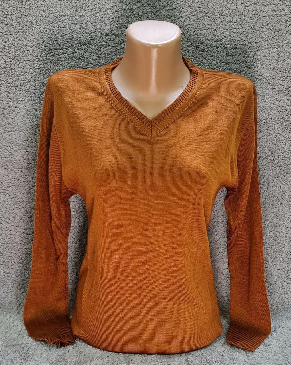 Жіночий светр із коміром мис, кофта однотонна моко