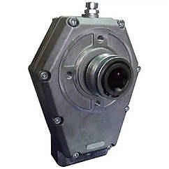 Редуктор Hydro-pack 70008 - 4 на трактор Gr. 3 Male - Male Through Shaft