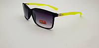 Мужские солнцезащитные очки Ray Ban (Рэй-Бен), стильные, спортивные, черные с желтыми дужками Studio