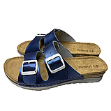 Красиві блакитні шльопанці inblu на літо з перламутровим відблиском модні босоніжки з ремінцями та білими пряжками, фото 4