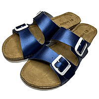 Красиві блакитні шльопанці inblu на літо з перламутровим відблиском модні босоніжки з ремінцями та білими пряжками