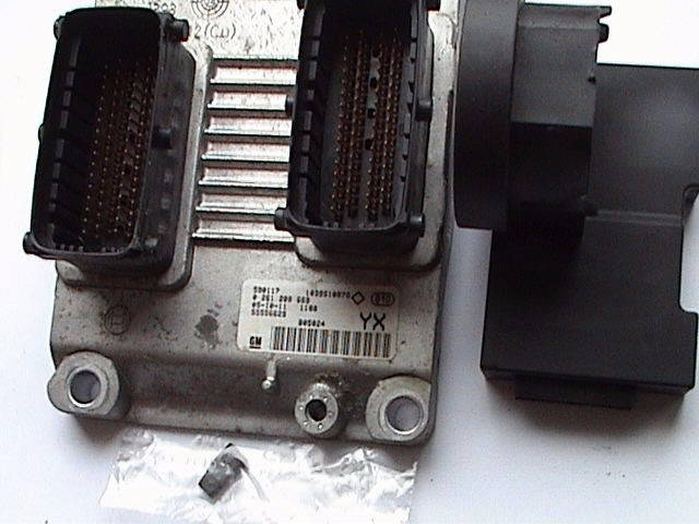 5796315063_w700_h500_blok-