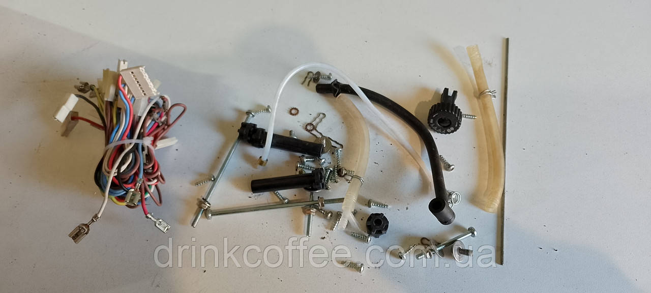 Дрібні деталі + дроти з роз'ємами для Кавомашини DeLonghi ESAM 3300_5 Magnifica Rapid Cappuccino б/у