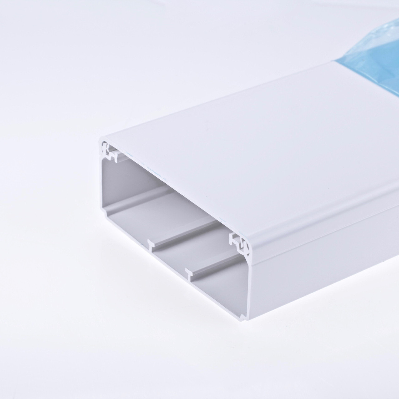 EKD 100x40 Кабельний канал із ПВХ білого кольору 100х40мм; Серія EKD, довжина 2м, фото 1