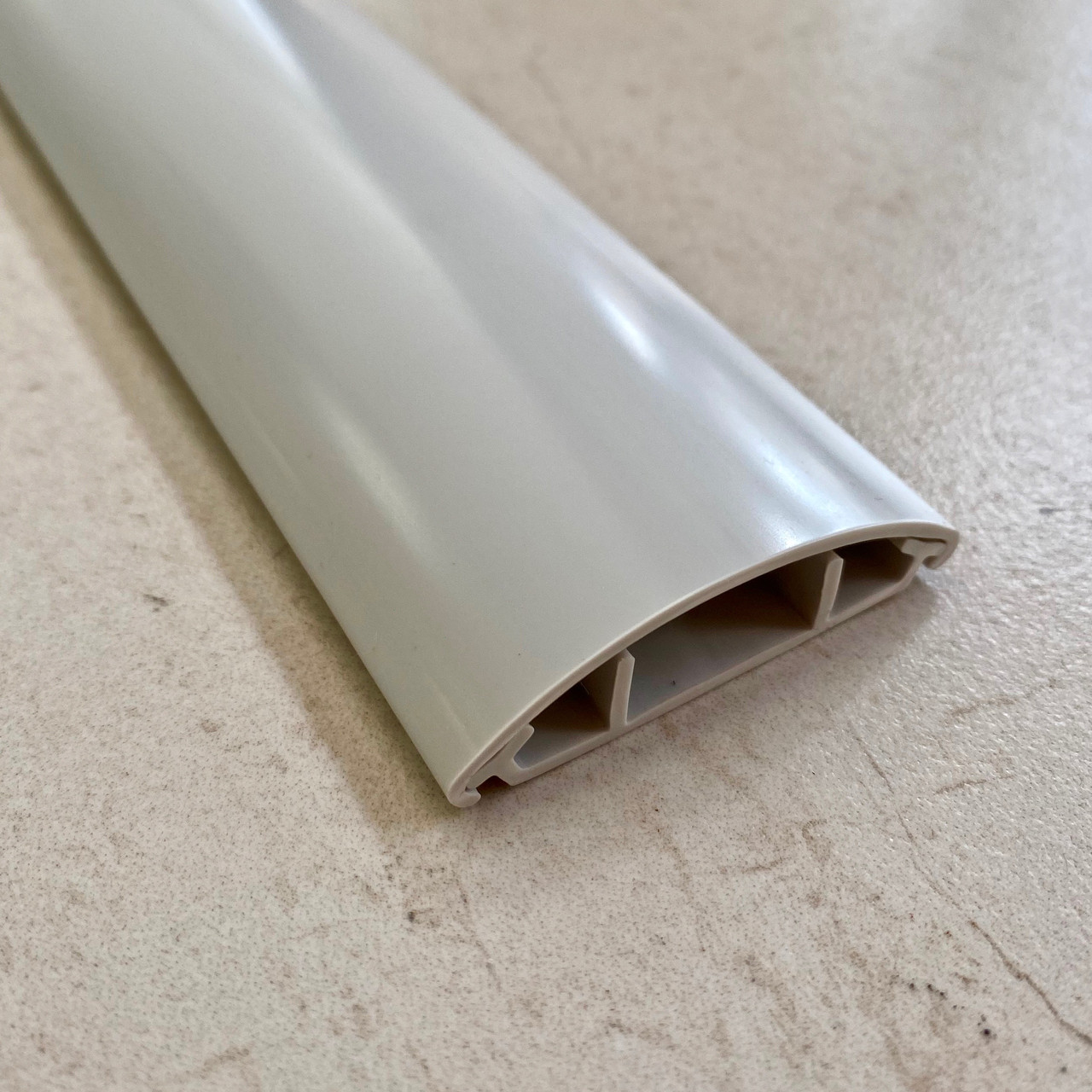 LO 50 KD підлоговий кабельний канал (світло сірий) 50х11мм; Серія LO для підлог; ПВХ, фото 1