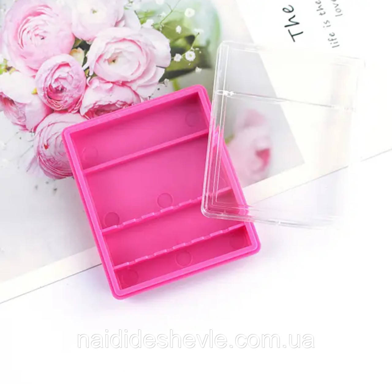 Пластиковий контейнер (органайзер) 6 х 5.5 см. - для зберігання насадок, рожевого кольору