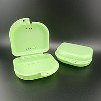 Коробка контейнер бокс для пластинок, трейнеров, капп элайнеров ортодонтический протезов Зеленый