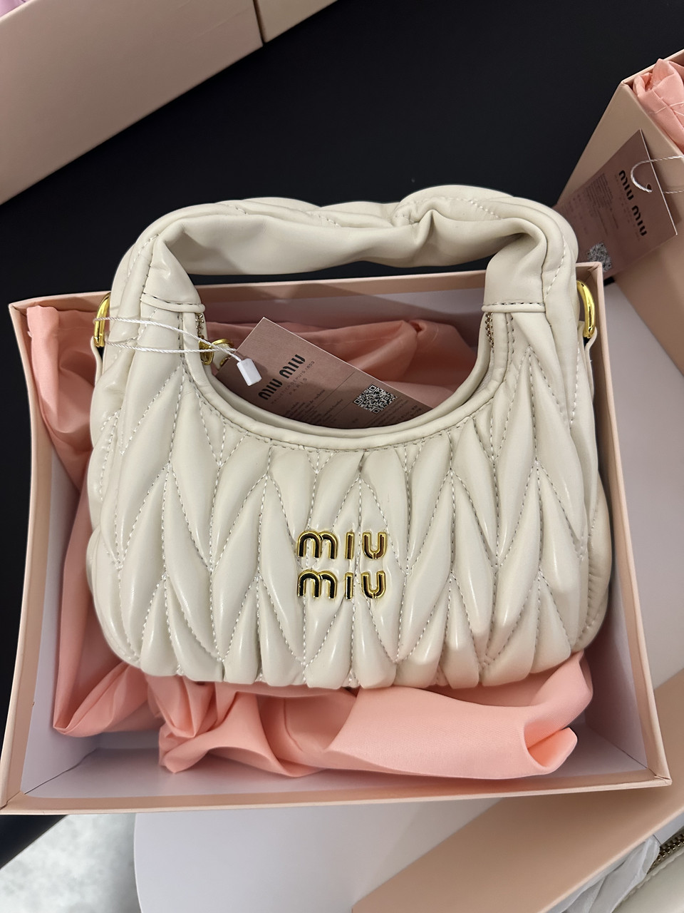 Жіноча сумка Міу Міу бежева Miu Miu Beige, фото 1