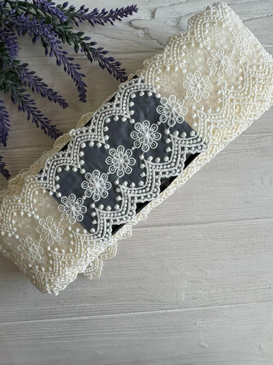 Мереживо органзове " D30118 "     , бежеве     рулон 15 ярдів