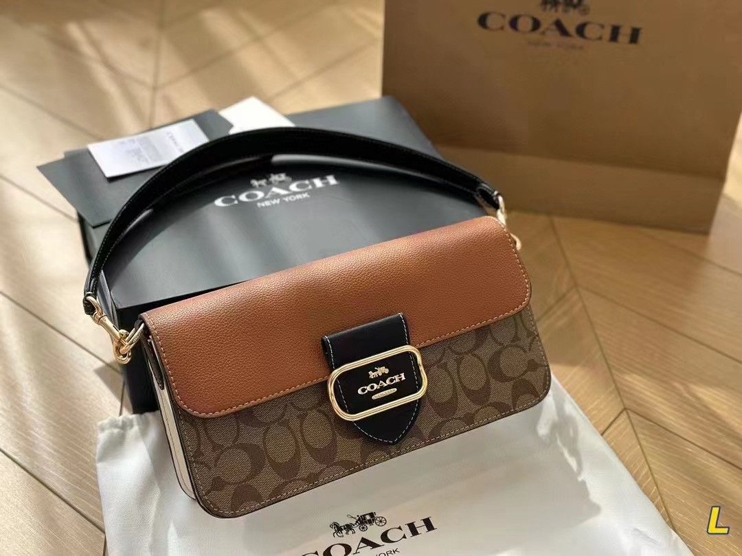 Жіноча сумка Коуч коричнева Coach Brown