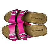 Модні рожеві ляпанці Inblu на літо з перламутровим відблиском, трендові босоніжки з ремінцями та пряжками, фото 3