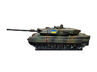 Cувенир танка Leopard 2A6 на подарок Патриотический сувенир из гипса мужчине pkd