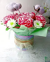 Пишний букет квітів з мила піони ромашки бавовна