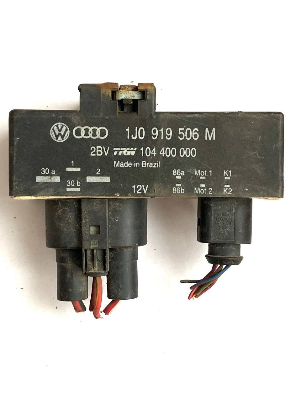 Електронний блок керування Volkswagen / Audi 1J0 919 506 M / 1J0919506M / 104 400 000 / 104400000