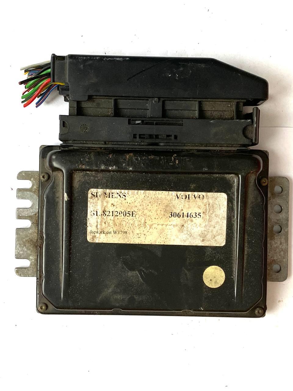 Електронний блок керування Volvo Siemens 30614635 / S188212005E