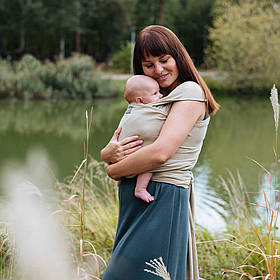 Трикотажний слінг-шарф Love & Carry, Печиво