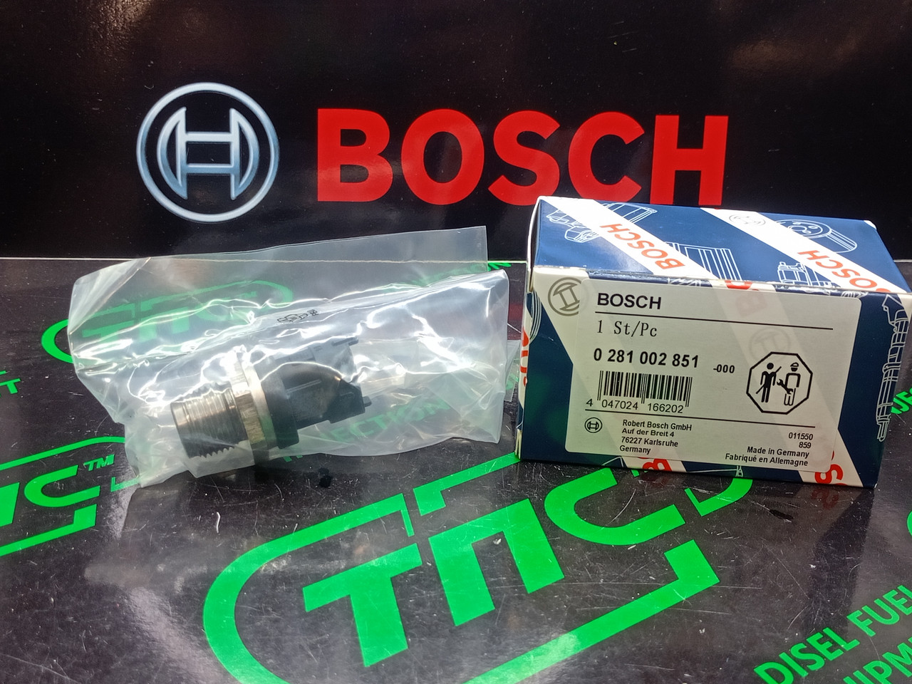 Датчик тиску палива 0281002851 (0281006325) СR IVECO DAF KOMATSU DONGFENG FIAT KAMAZ CUMMINS