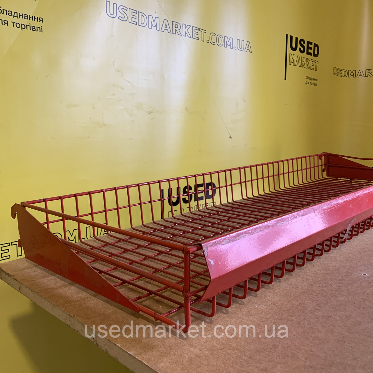 Полиця корзина з дроту до торгового стелажа 1150х430х120 червона, вживана