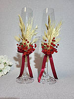Весільні келихи ручної роботи, з декором із сухоцвітів, червоні