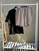 Комплект шорти з рваними швами бежеві + футболка оверсайз чорна RD364/RD372 высокое качество