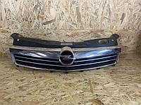 Решетка радиатора Opel Astra H рестайл