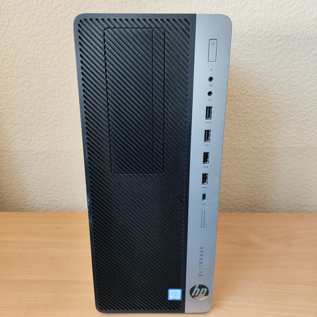 Системний блок б/в HP ProDesk 800 G4 MT i7-8700 4.6Ghz(6 ядер)/16 GB DDR4/Intel UHD Graphics 630/s1151/Wifi