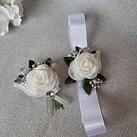 Бутоньерки на свадьбу для свидетелей/жениха белого цвета