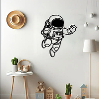 Декор в комнату, деревянная картина на стену «Космонавт невесомость», стиль минимализм