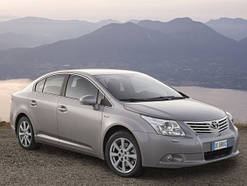 Лобове скло на Toyota Avensis з 2009 р.в.