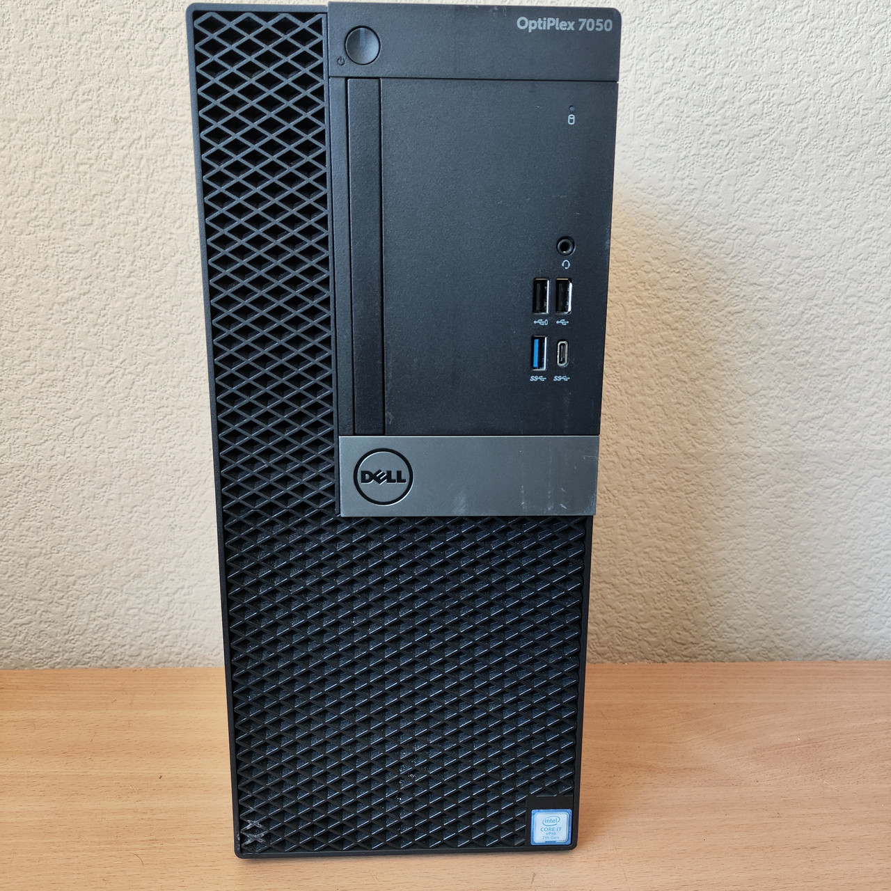 Системний блок б/в Dell 7050 MT i7-7700(4 ядра)/16 GB DDR4/Intel HD Graphics 630/s1151