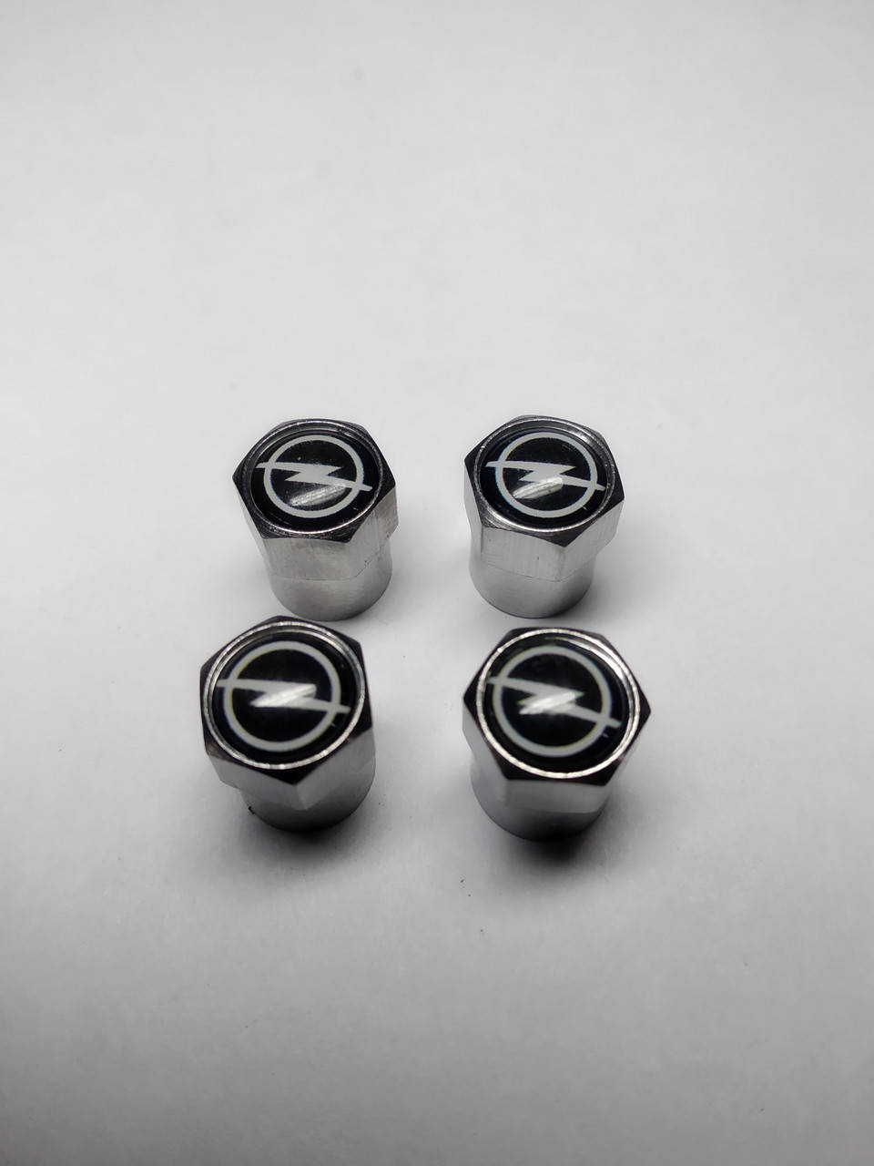 

Колпачки на ниппеля (4шт.) Opel