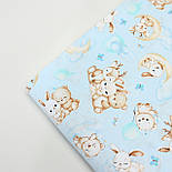 Бязь "Милі звірят в обіймах" на хмарах і місяцях фон блакитний № Е-3284, фото 7