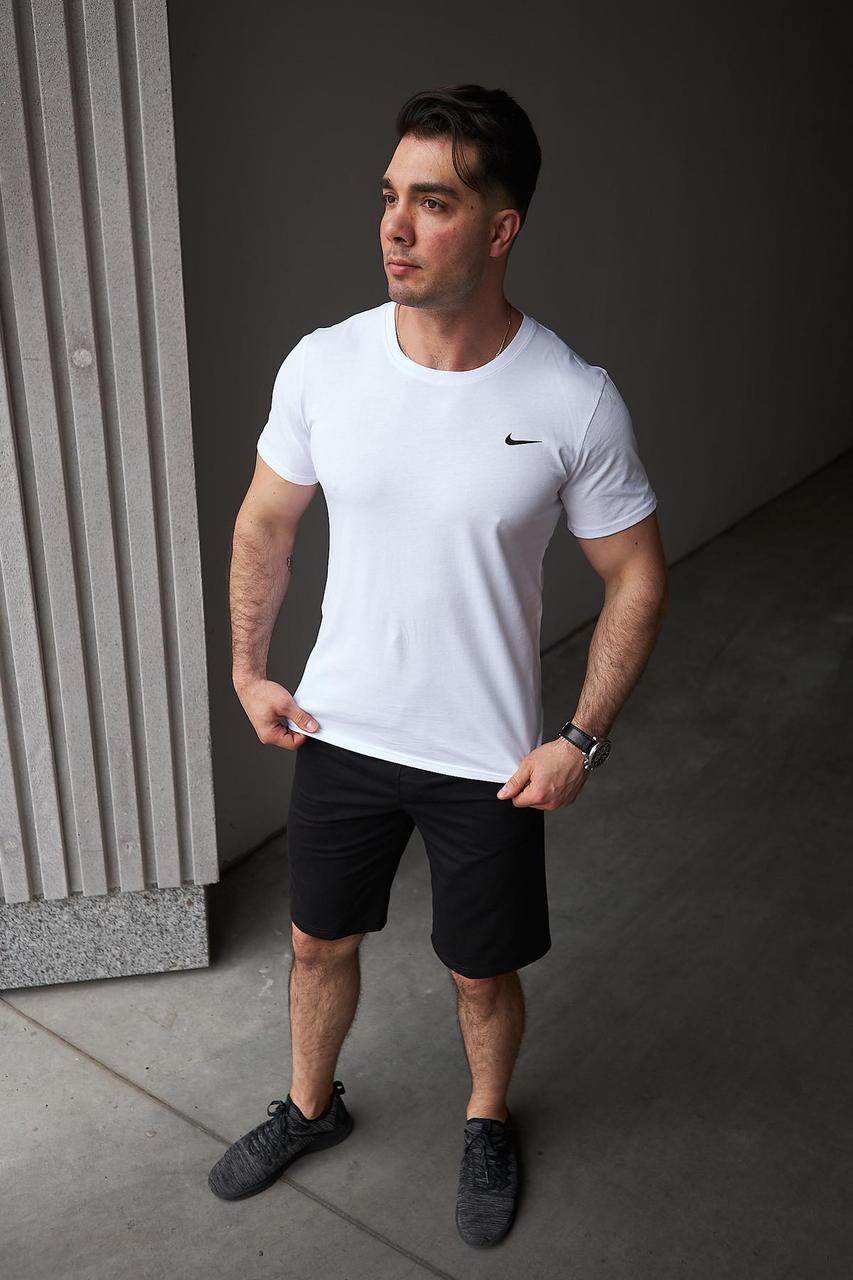 Комплект Nike футболка біла + шорти