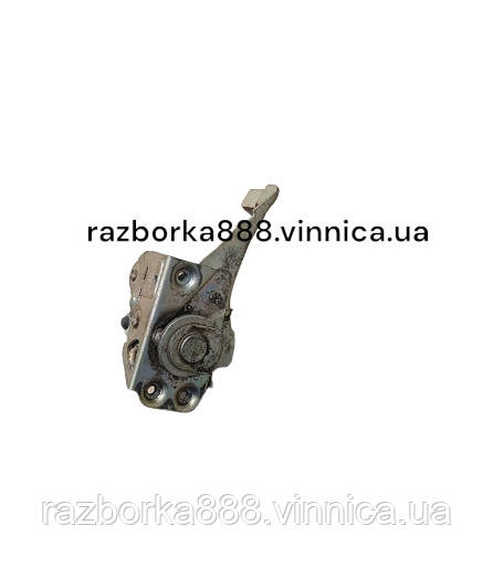 Замок двері передній правий ВАЗ 2101 2102 2103 2106 пасажирський бу