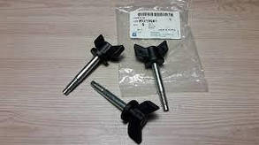 96219681 Болт кріплення домкрата Ланос (GM)