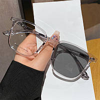Очки-хамелеоны солнцезащитные фотохром женские оправа прозрачная линза полимер коричневая