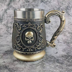 Кухоль Череп у вензелях із полістоуну 550 мл.