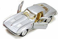 Машинка Corvette "Sting Rey" 1963 Kinsmart KT5358W инерционная, 1:32 Серебристый, Land of Toys