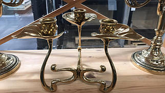 Канделябр на 3 свічки "Лілії" із зістареної латуні 19х25 см Stilars Італія 1307